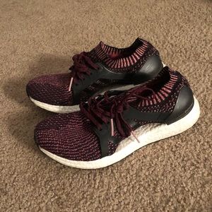Maroon ultraboost